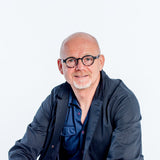 Harald Braun: Wer hat unsere Lok geklaut? Wie aus einem Sprachkurs die vielleicht außergewöhnlichste Reisegeschichte Deutschlands wurde.