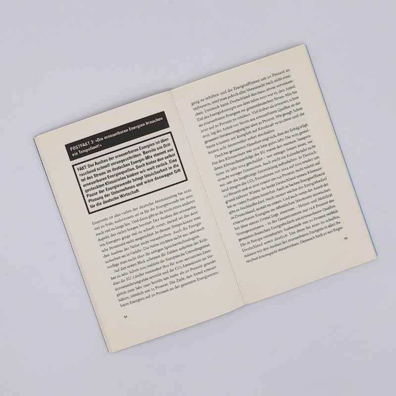 Aufgeklapptes Buch