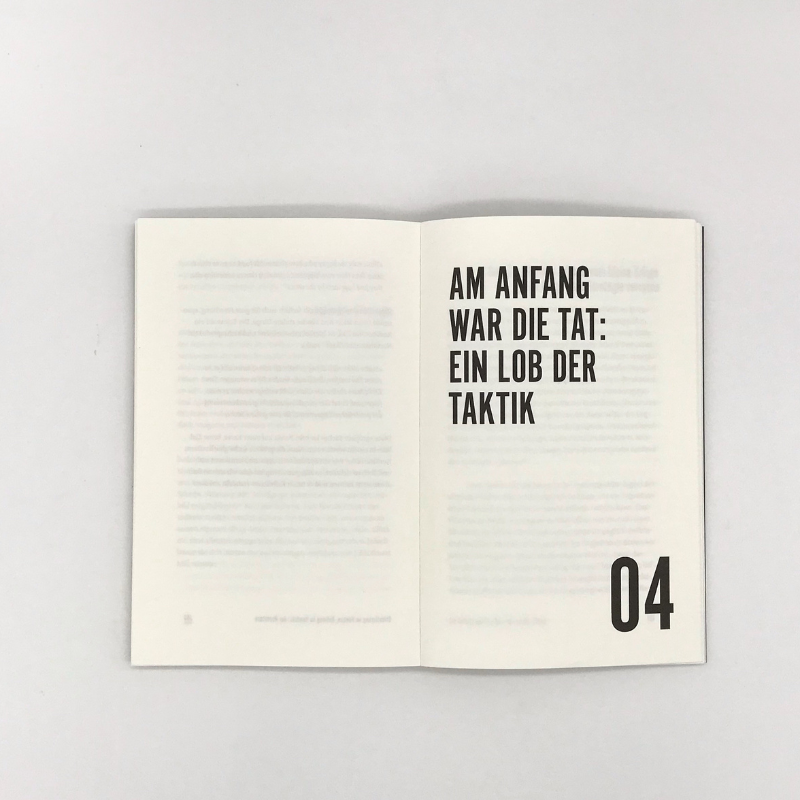 Aufgeschlagenes Buch